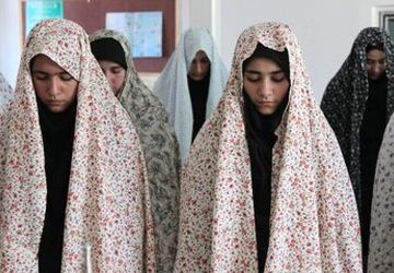 اقامه نماز جماعت در ۶۵ هزار مدرسه