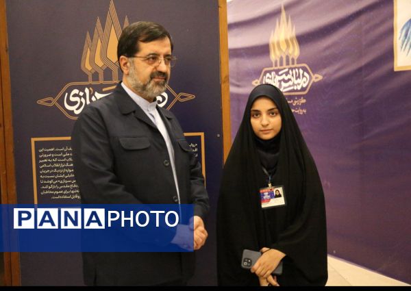 نمایشگاه «در لباس سربازی»