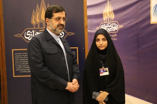 نمایشگاه «در لباس سربازی»