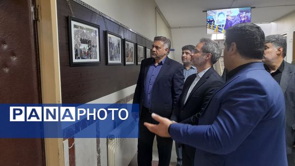 نشست صمیمانه اصحاب فرهنگ‌، هنر و رسانه شهرستان‌های اسلام آباد غرب و دالاهو 