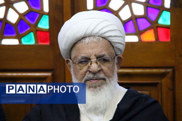 گرامیداشت حماسه ۹ دی در مسجد حظیره یزد