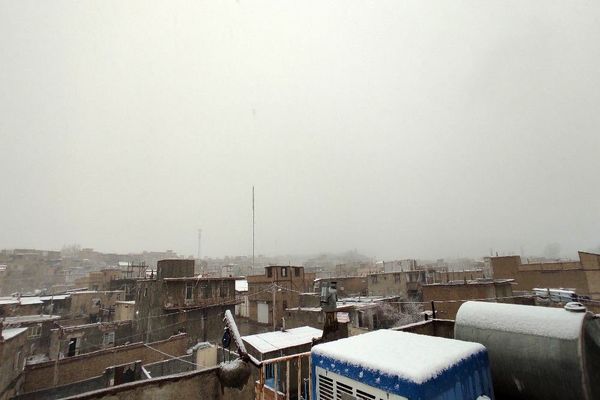 بارش باران و برف الهی در نوروز ۱۴۰۴ در شهر زیبای بار 