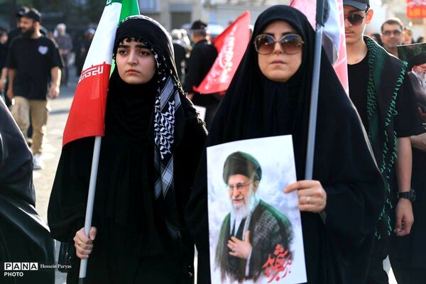 حضور وزیر آموزش و پرورش در مراسم تشییع و بدرقه رهبر شهید انقلاب