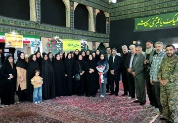 نمایشگاه دست‌سازه‌های دانش‌آموزان شهر صغاد در پاتوق نوجوان مبارز