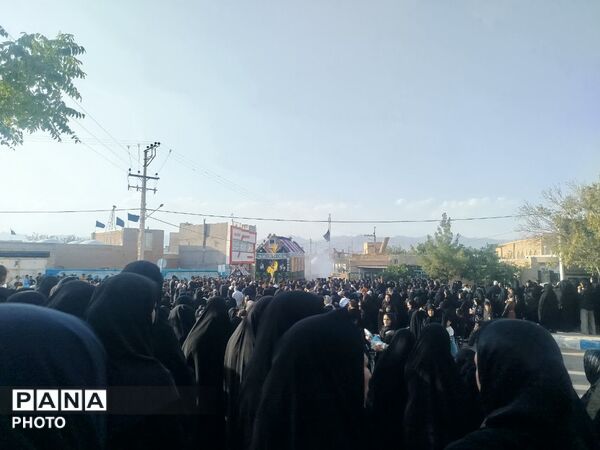 حضور گسترده مردم در آیین دسته‌بندی اسد هیئت ابوالفضلی فدافن