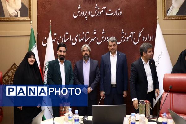 نشست صمیمی فعالین رسانه ای دانش‌آموزان با مدیرعامل خبرگزاری پانا