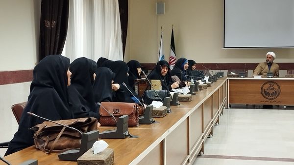 برگزاری دوره توانمندسازی ائمه جماعت مدارس استان البرز