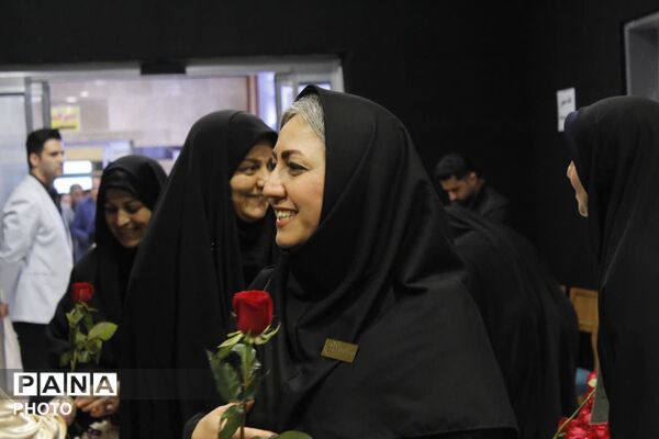همایش تجلیل از معلمان در ساری