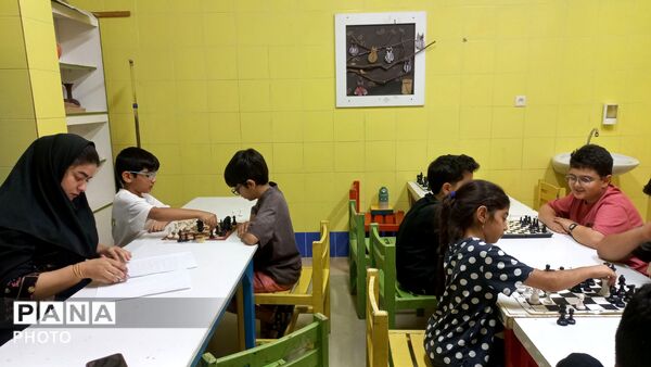 جشن روز خانواده با کارگاه‌های خلاق در مرکز فرهنگی هنری گلشهر