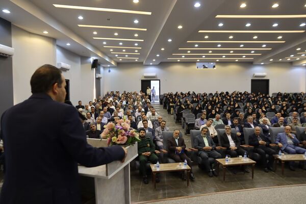 جلسات فصلی مدیران مدارس اسلامشهر
