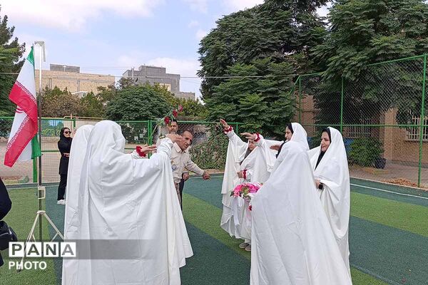 روز دوم دوره آموزشی مربیان پیشتازان بجنورد؛ آموزش مهارت‌های خلاقانه و تشکیلاتی_1