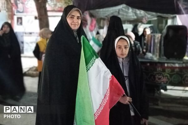 حماسه‌سازان شب در شهر بن 