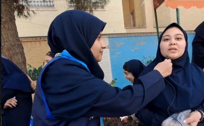 برپایی بازارچه کسب در آمد در دبیرستان جامه طحاف ناحیه 4 اصفهان/ فیلم