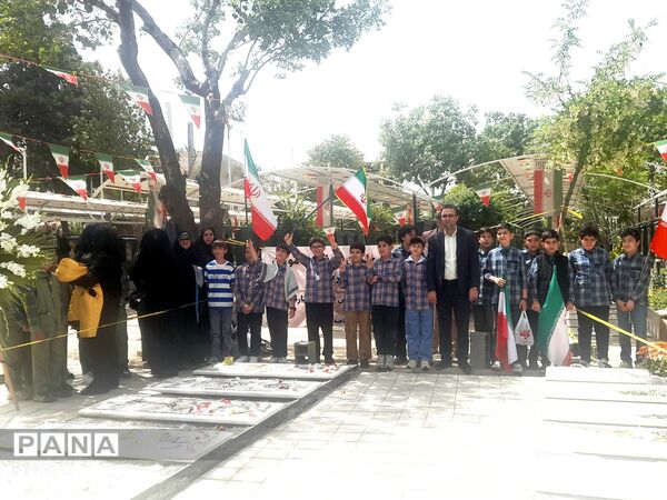 گلباران مزار شهدای تقی زاده ؛ شهیدان جنگ رمضان‌ 