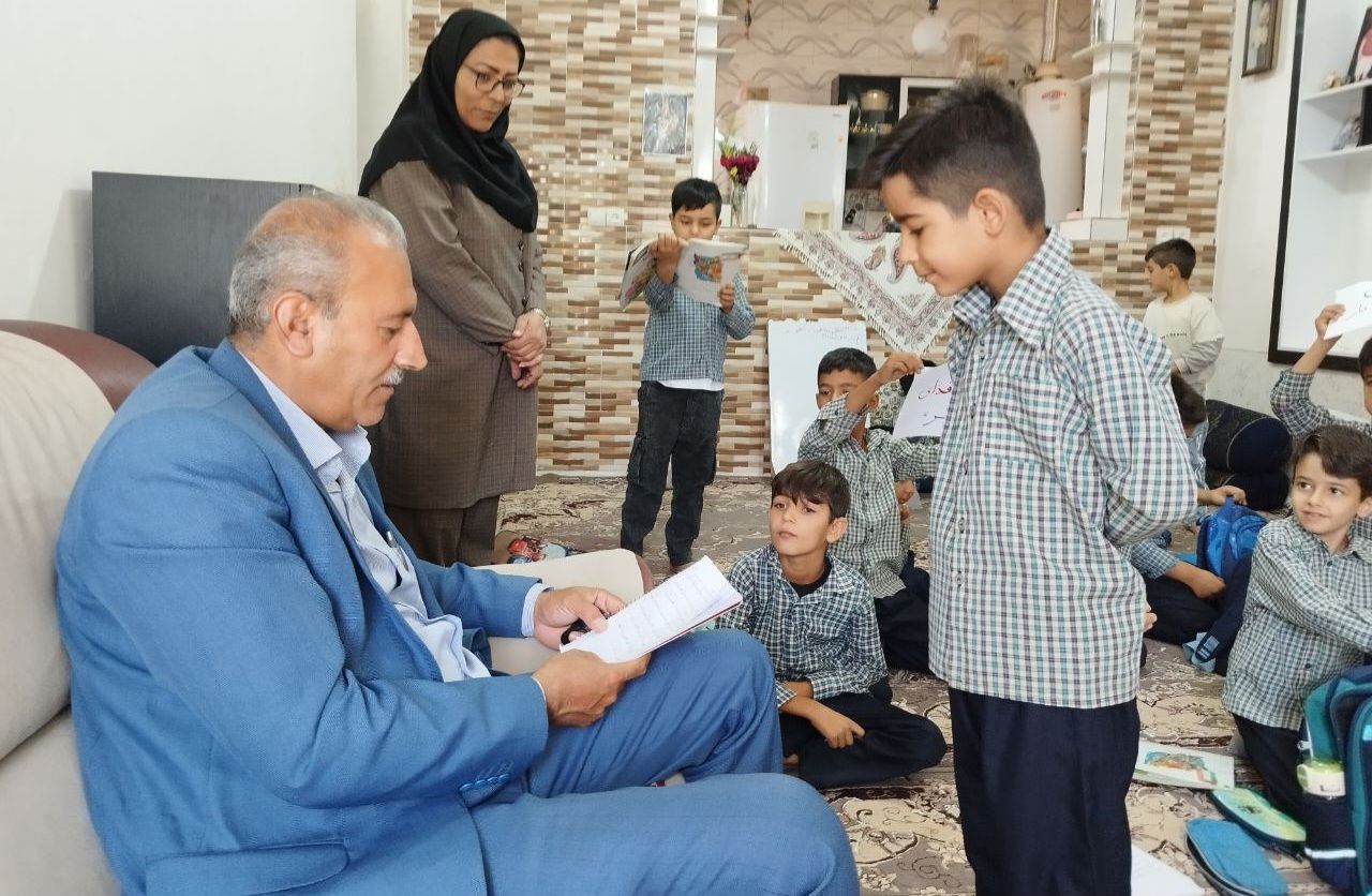خانه من، کلاس درس دانش‌آموزانم شد تا خشت اول کج بنا نشود