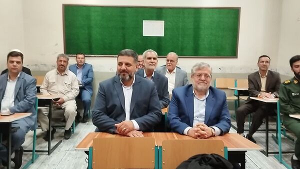 آیین زنگ مهر در دبیرستان «ذبیح‌الله هوشیار» ناحیه ۱ مشهد 