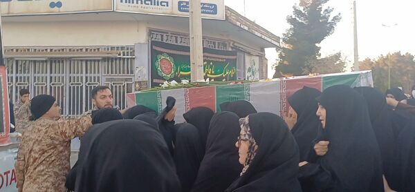 بدرقه شهدای گمنام در شهرستان کوهپایه 