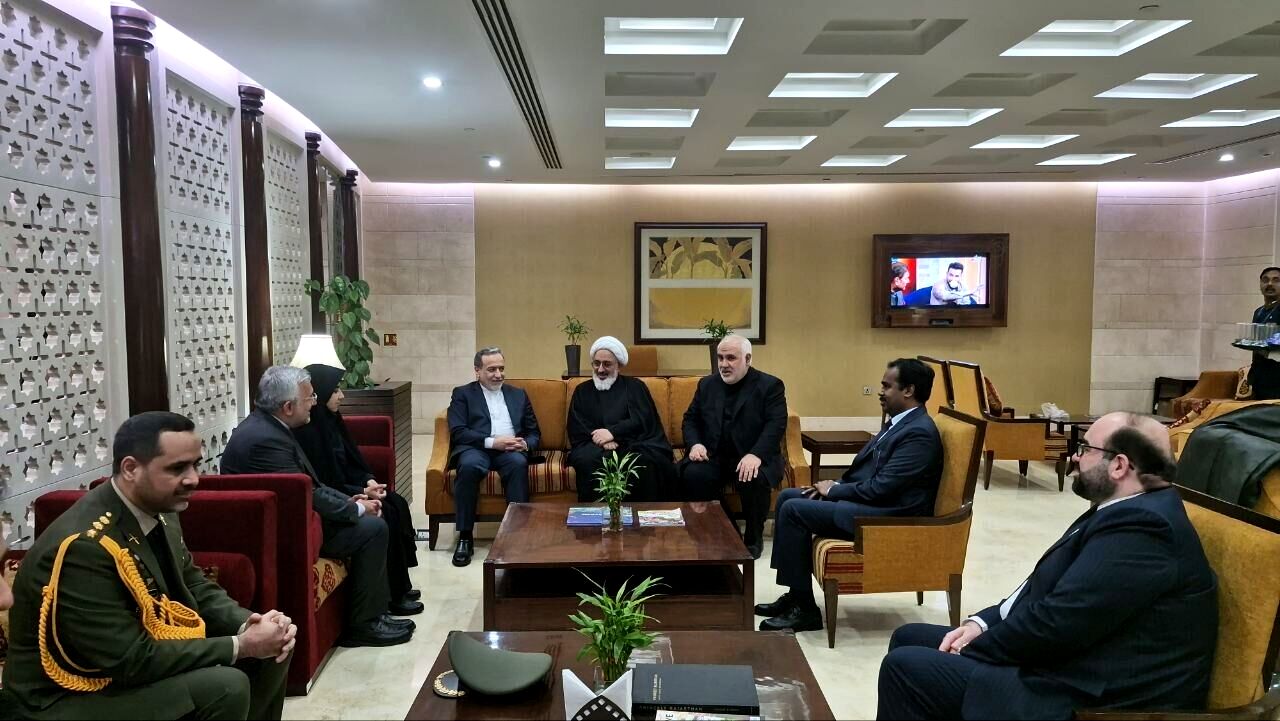 وزیر نیرو: ظرفیت عملی تولید برق به ۷۰ هزار مگاوات رسید
