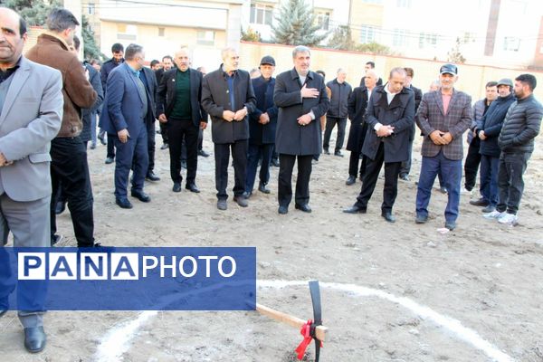 آغاز عملیات احداث مدرسه ۶ کلاسه خیرساز در ناحیه ۴ تبریز با اعتبار ۴۰ میلیارد تومان