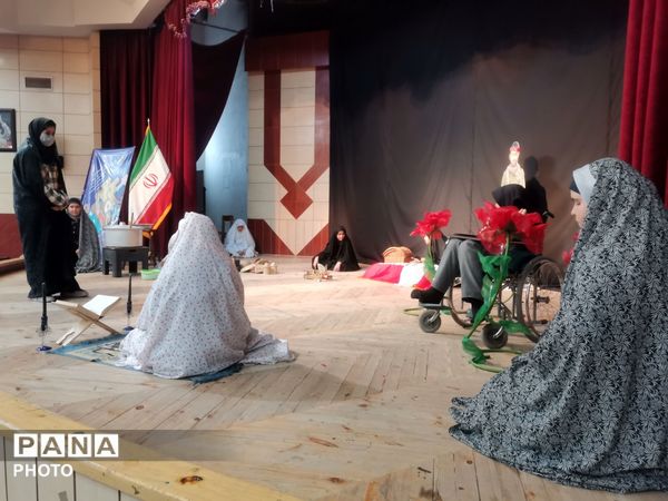 چهل‌وچهارمین جشنواره فرهنگی هنری ناحیه ٧ عرصه ای برای نمایش استعدادها