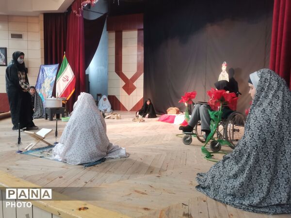 چهل‌وچهارمین جشنواره فرهنگی هنری ناحیه ٧ عرصه ای برای نمایش استعدادها