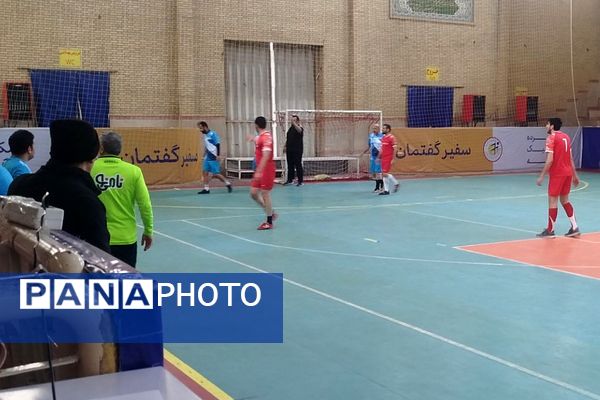 مسابقات فوتسال جام اقتدار ایران ویژه فرهنگیان به مناسبت دهه فجر در ناحیه دو شهرری 