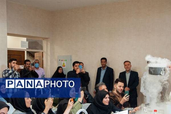 کارگاه استانی"طراحی آزمایش‌های جذاب و کاربردی" ویژه دبیران شیمی 