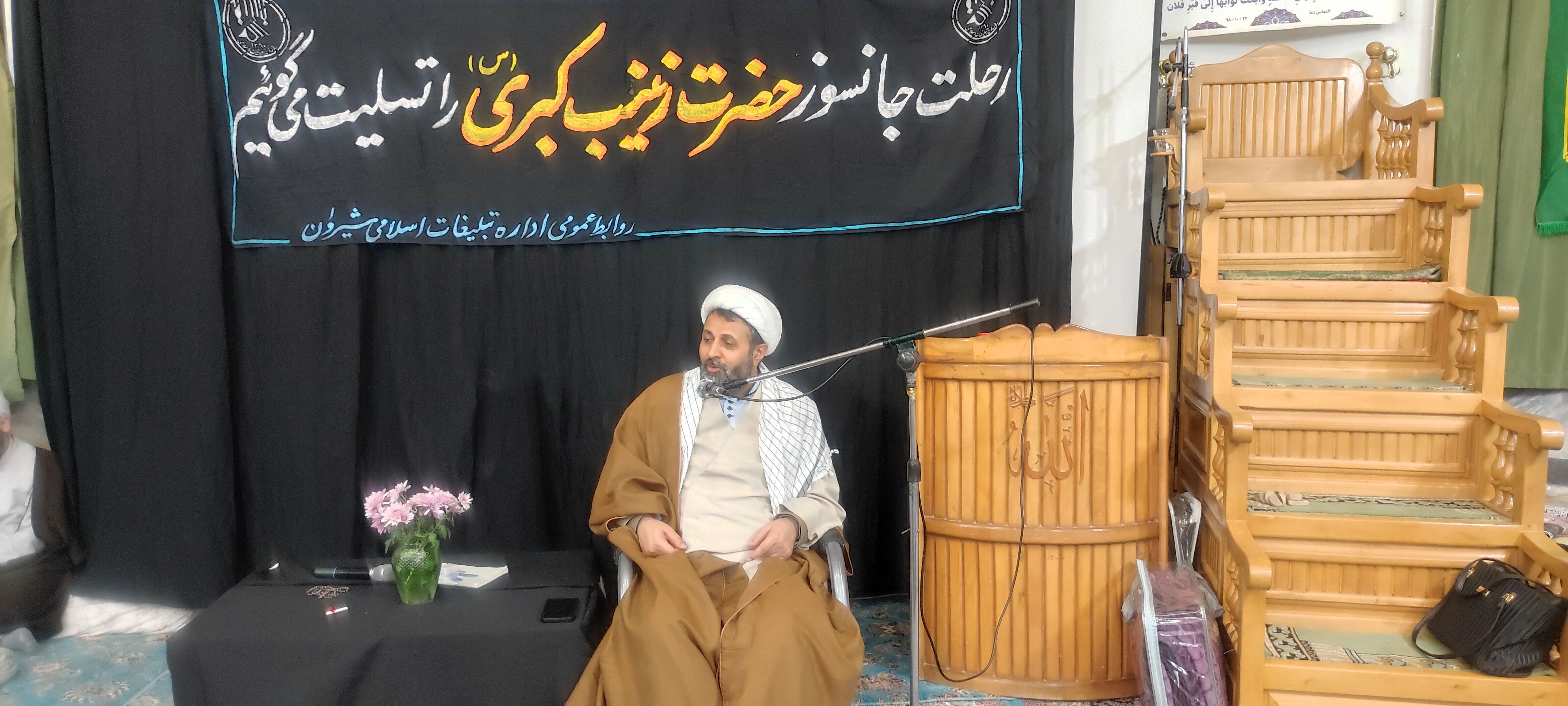 حضور ۷۲ دانش‌آموز دختر معتکف به نیت ۷۲ شهید کربلا در مسجد باب الحوائج شیروان
