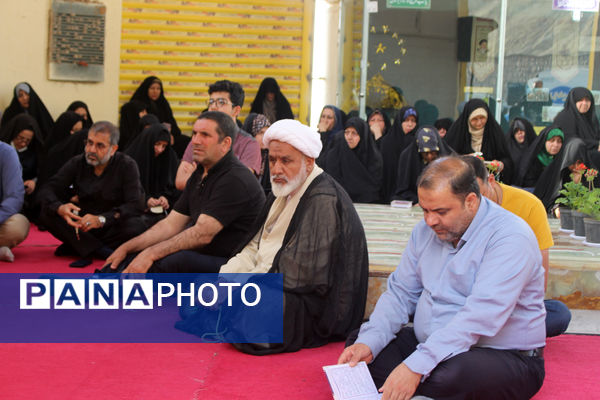 زمزمه عاشقانه دعای عرفه در یادمان 14 شهید گمنام کوه خضر نبی(ع)