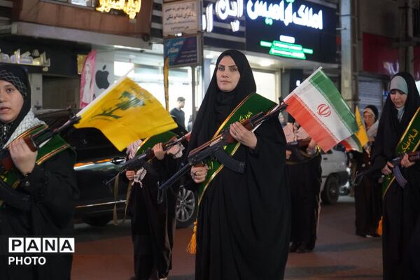 نظرآباد، میزبانِ پرچم‌دارانِ نور؛ رژه‌ عشق و ایثار به یاد دخترانِ جان‌فدا