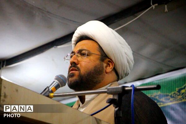 ساوجبلاغ صحنه نمایش اقتدار مردمی