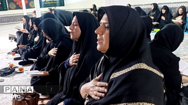 شور حسینی در مسجد امام رضا(ع) نظرآباد با قرائت دعای توسل و زیارت عاشورا 