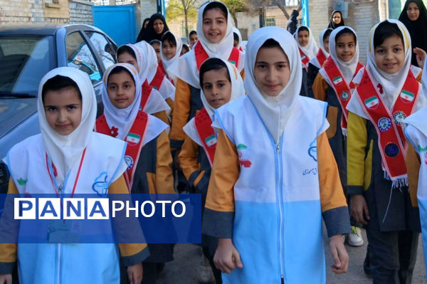 افتتاحیه طرح سفیران سلامت در مدارس شهرستان فیروزه