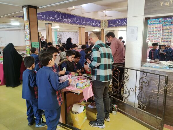 نمایشگاه کتاب کانون مهدیه همدان