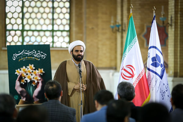 مراسم تجدید میثاق شورای معاونان آموزش و پرورش با آرمان‌های امام راحل (ره)