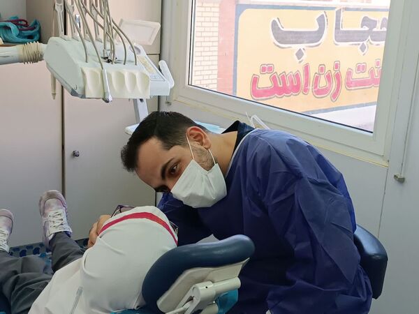 لبخند سالم، مدرسه شاد