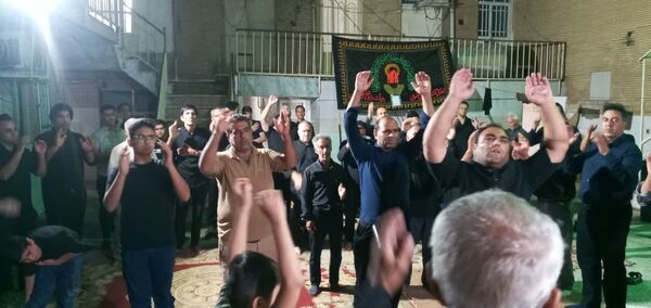 عزاداری اربعین خدمتگزاران حسینیه  ابوالفضلی فدافن در مشهد مقدس