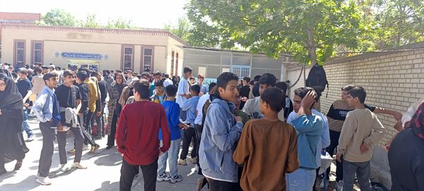 برپایی بازارچه در مدرسه ولیعصر آشخانه 