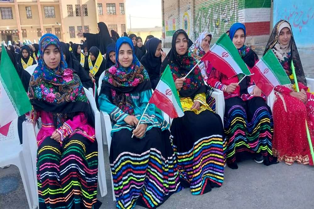 مانور یاوران انقلاب دانش‌آموزان عشایری
