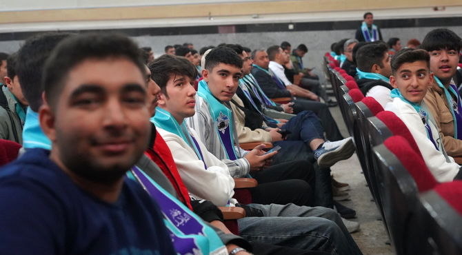 روایت دانش آموزان عمره‌گزار از حضور خود در کرمانشاه