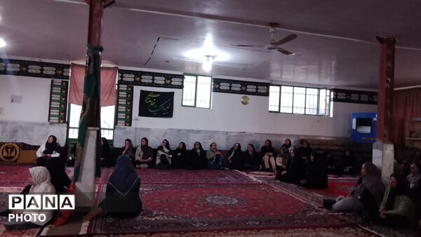 اولین جلسه انجمن اولیا دبیرستان عزت طلایی نیشابور در قاب پانا 