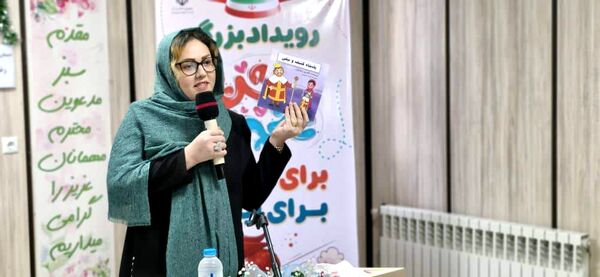 زنگ غنچه‌ها همزمان با سراسر کشور در بندرانزلی