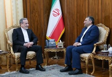 دیدار سفیر جمهوری اسلامی ایران در ساحل عاج با وزیر امور خارجه