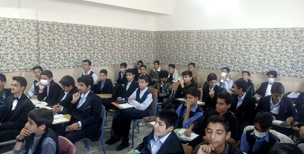 بازدید معاون آموزشی و کارشناس آموزش متوسطه اداره آموزش و پرورش خاتم 