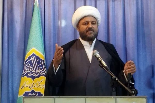 معنویت، بصیرت و انسجام ملی رمز عبور جامعه اسلامی از فتنه‌هاست