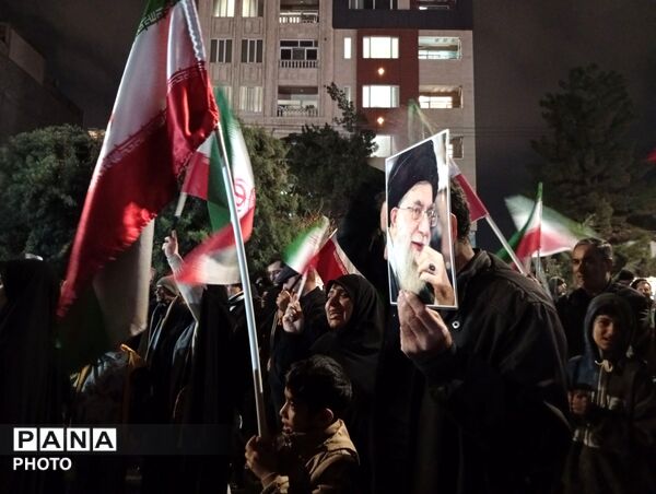 چهارشنبه سوری متفاوت در بلوار فضل نیشابور 