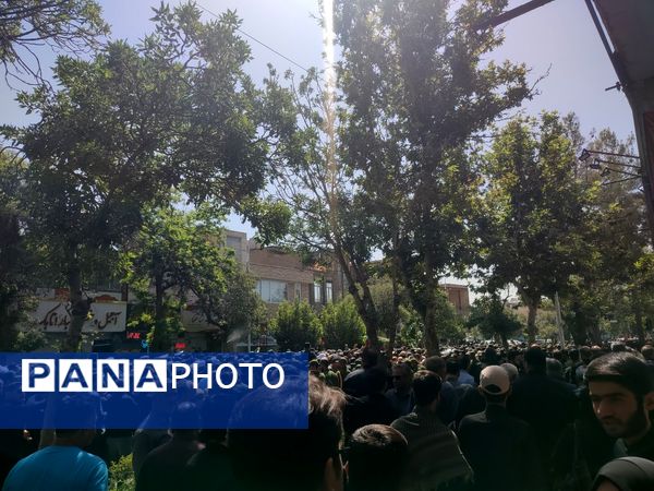 تشییع شهید مدافع امنیت همزمان با روز ملی حجاب در نیشابور