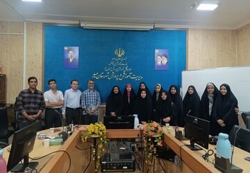 زندگی شهدا را واقعی و قابل الگوبرداری روایت کنیم