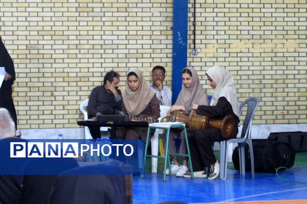 مراسم نمادین استانی جشن‌جوانه‌ها در بندرعباس