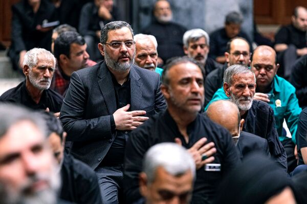 عزاداری دهه اول محرم با حضور تولیت آستان قدس رضوی
